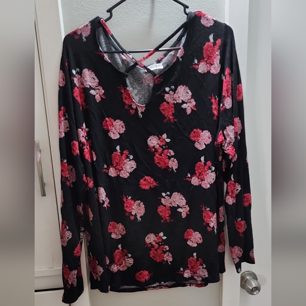Maurices 2x top